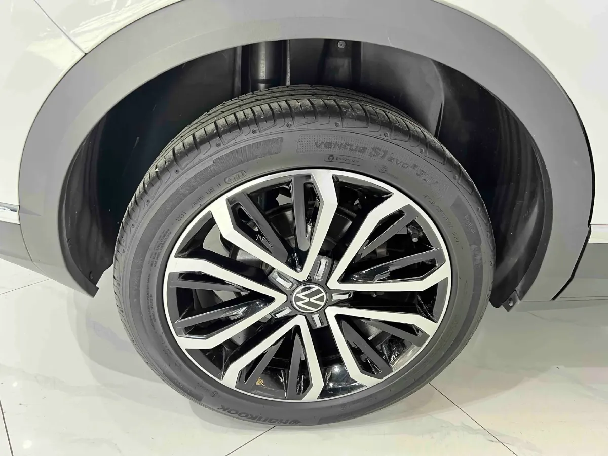 2022 Volkswagen T-Roc 1.4T 150HP L4 7DCT,autocango,china used car exporter,china ev exporter,chinese used car exporter,chinese used ev exporter