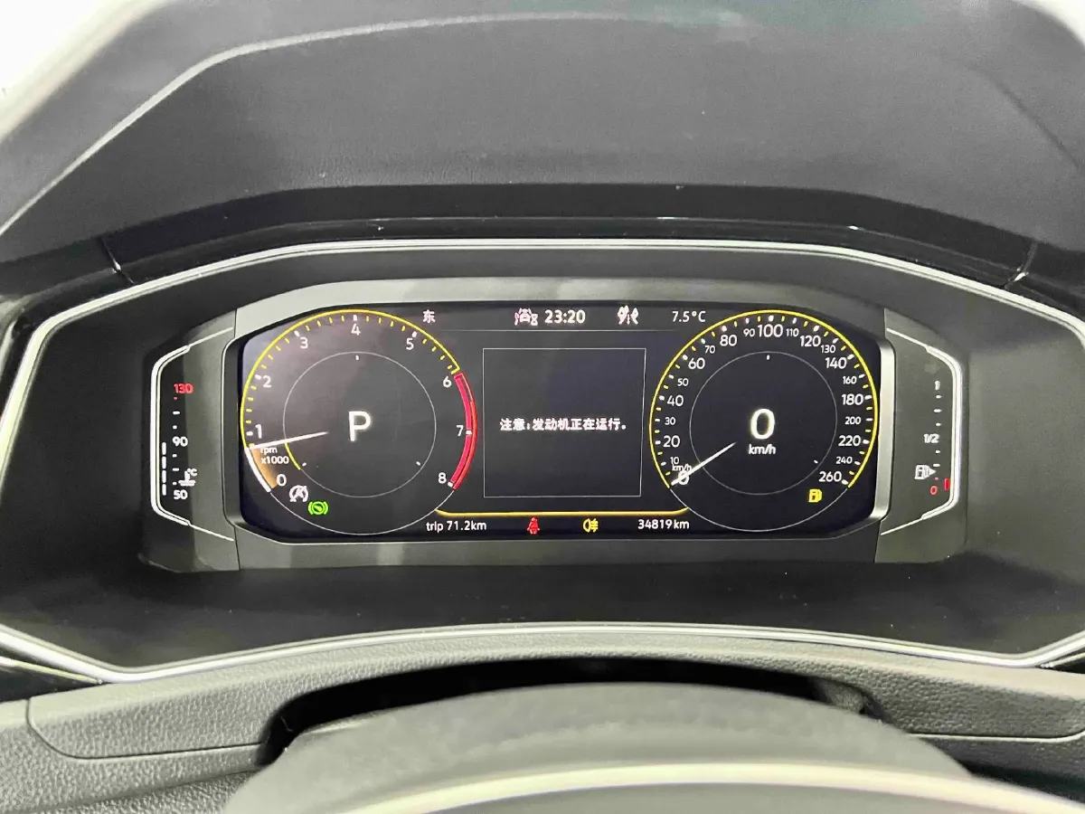 2022 Volkswagen T-Roc 1.4T 150HP L4 7DCT,autocango,china used car exporter,china ev exporter,chinese used car exporter,chinese used ev exporter