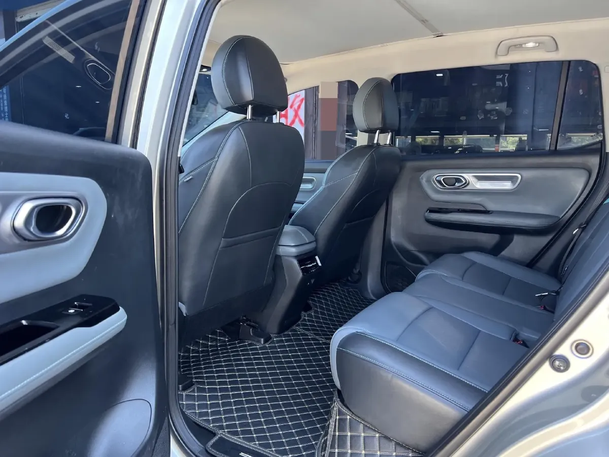 2022 Geely Okavango 1.8T 184HP L4 7DCT,autocango,china used car exporter,china ev exporter,chinese used car exporter,chinese used ev exporter