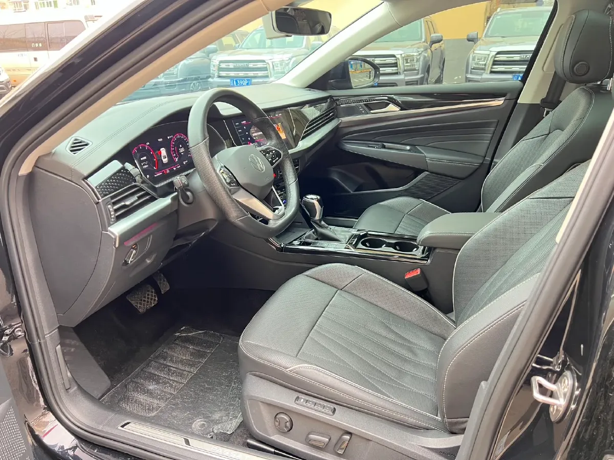 2022 Xpeng P7 BEV 60.2KWH,autocango,china used car exporter,china ev exporter,chinese used car exporter,chinese used ev exporter