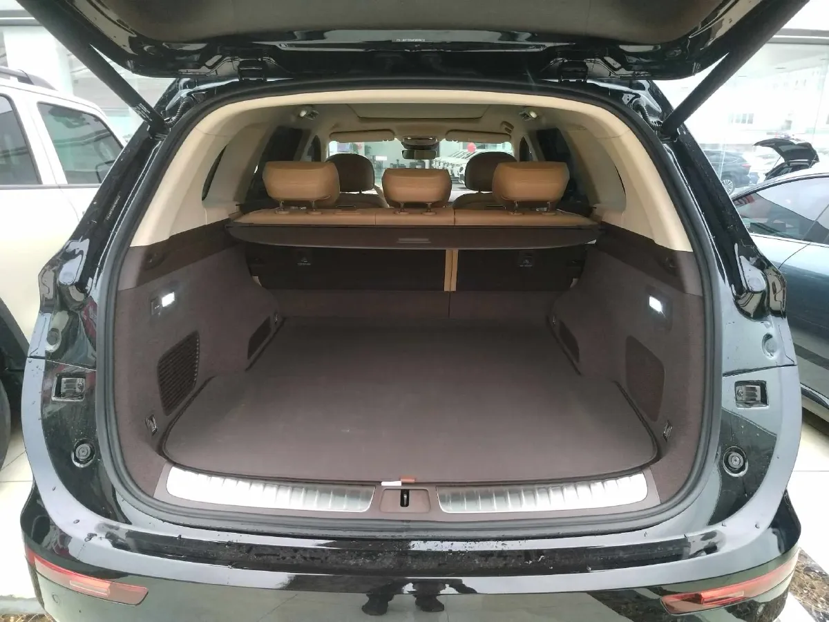 2024 AITO AITO M7 1.5T 152HP L4 REEV 42KWH,autocango,china used car exporter,china ev exporter,chinese used car exporter,chinese used ev exporter