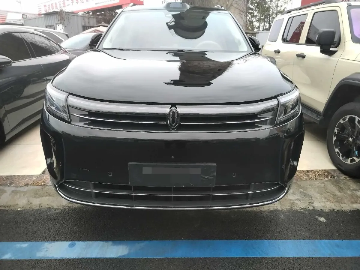 2024 AITO AITO M7 1.5T 152HP L4 REEV 42KWH,autocango,china used car exporter,china ev exporter,chinese used car exporter,chinese used ev exporter