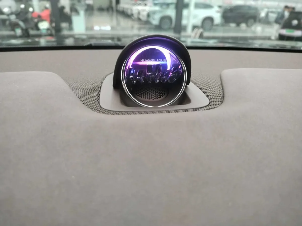 2024 AITO AITO M7 1.5T 152HP L4 REEV 42KWH,autocango,china used car exporter,china ev exporter,chinese used car exporter,chinese used ev exporter