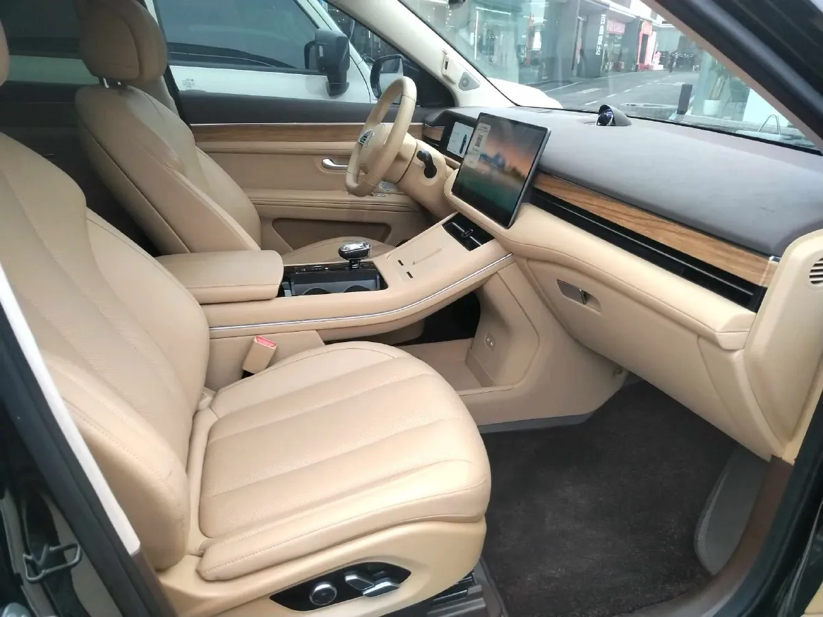 2024 AITO AITO M7 1.5T 152HP L4 REEV 42KWH,autocango,china used car exporter,china ev exporter,chinese used car exporter,chinese used ev exporter