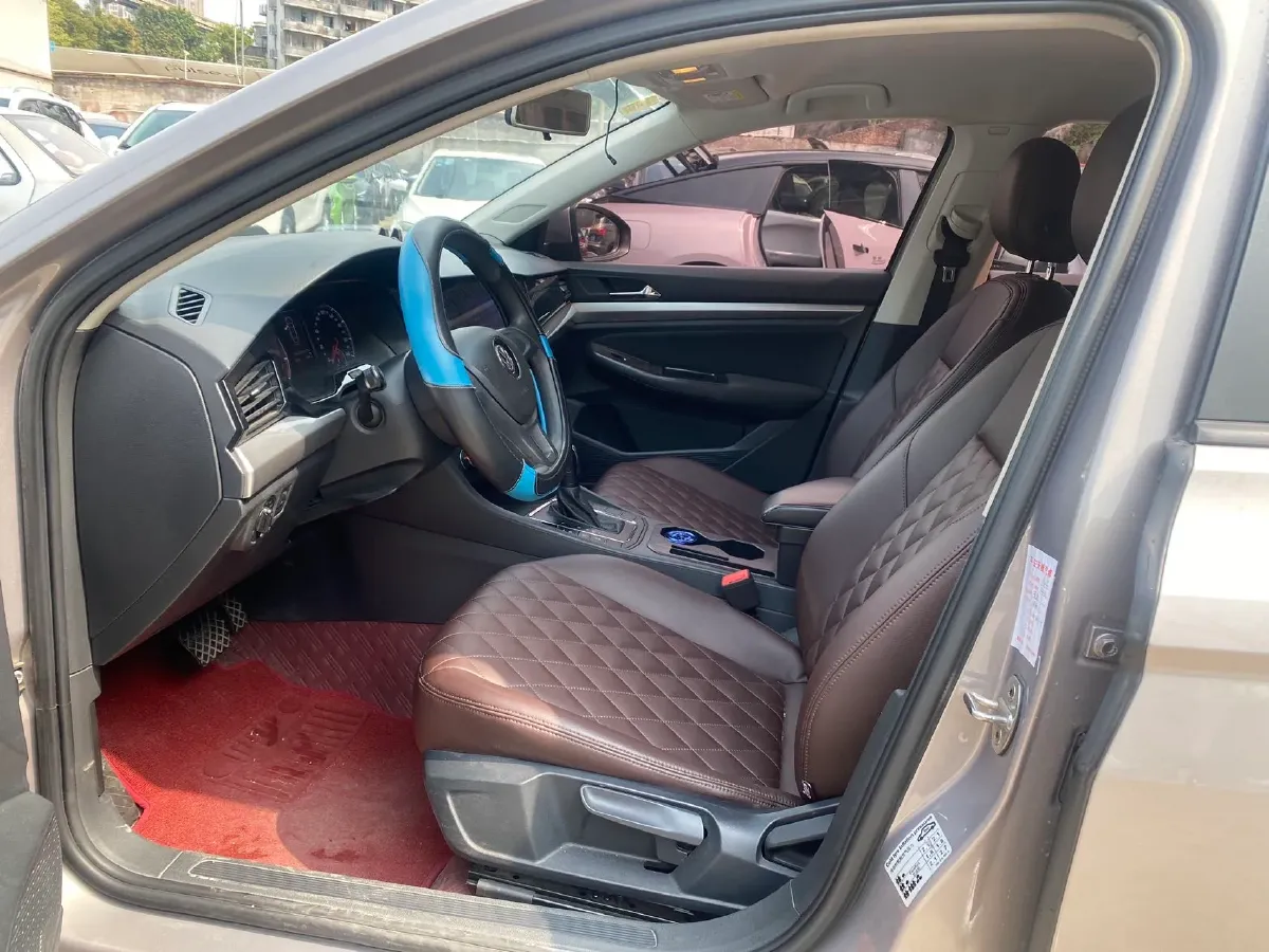 2019 Bestune T77 1.2T 143HP L4 7DCT,autocango,china used car exporter,china ev exporter,chinese used car exporter,chinese used ev exporter