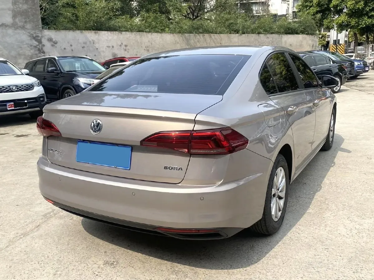 2019 Bestune T77 1.2T 143HP L4 7DCT,autocango,china used car exporter,china ev exporter,chinese used car exporter,chinese used ev exporter