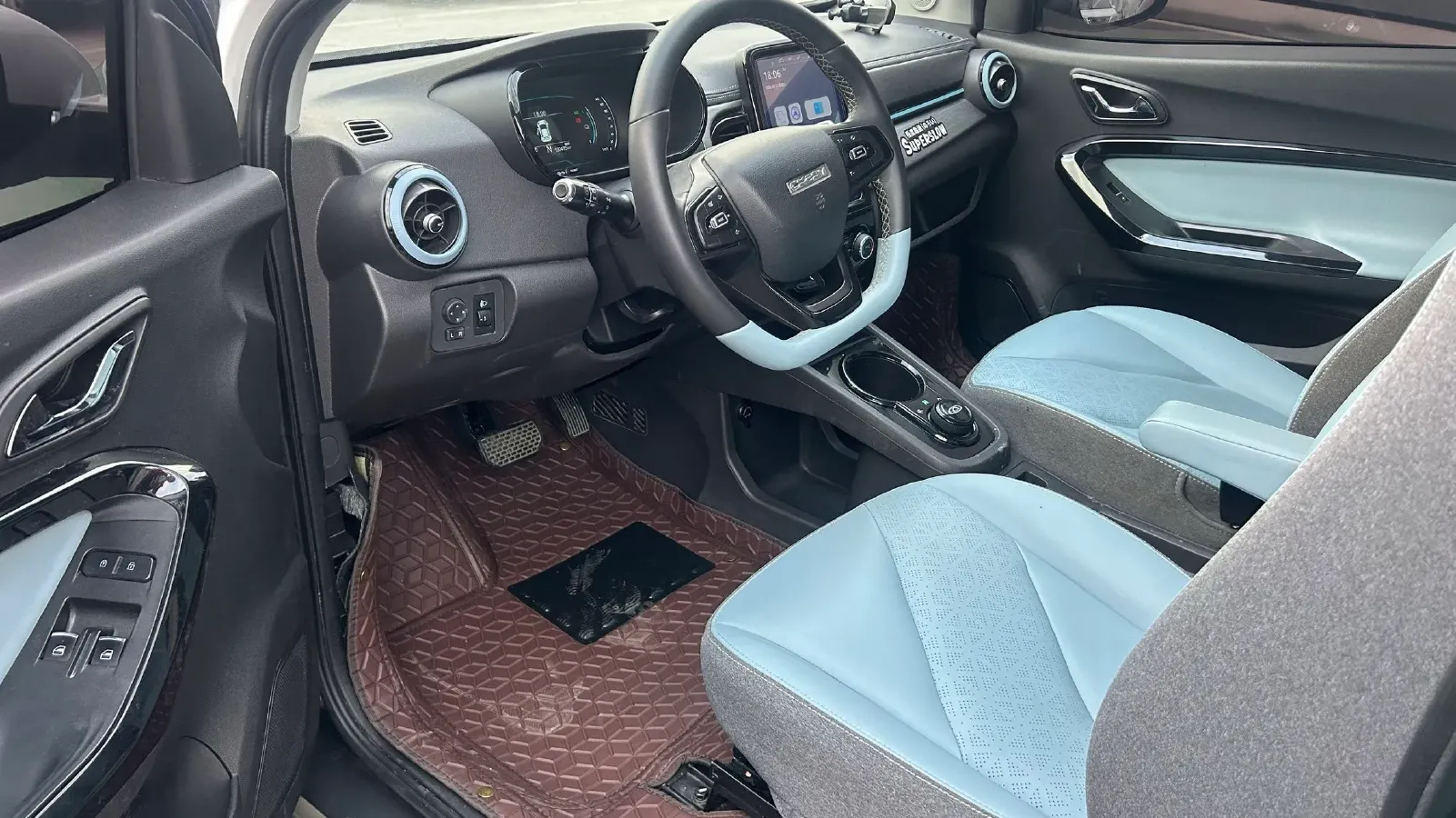 2022 Chery Little Ant BEV 30.6KWH,autocango,china used car exporter,china ev exporter,chinese used car exporter,chinese used ev exporter