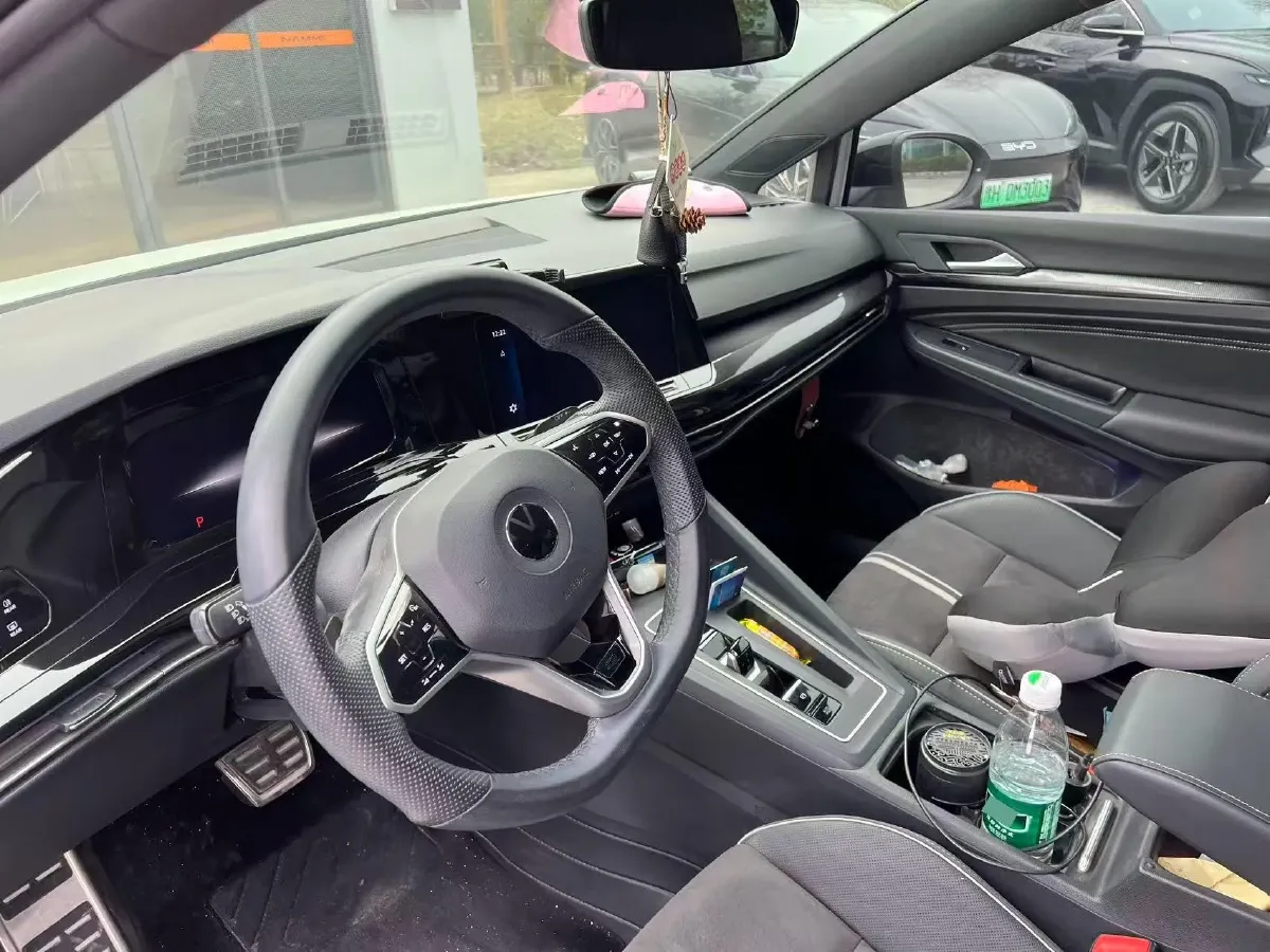 2023 Volkswagen Golf 1.4T 150HP L4 7DCT,autocango,china used car exporter,china ev exporter,chinese used car exporter,chinese used ev exporter