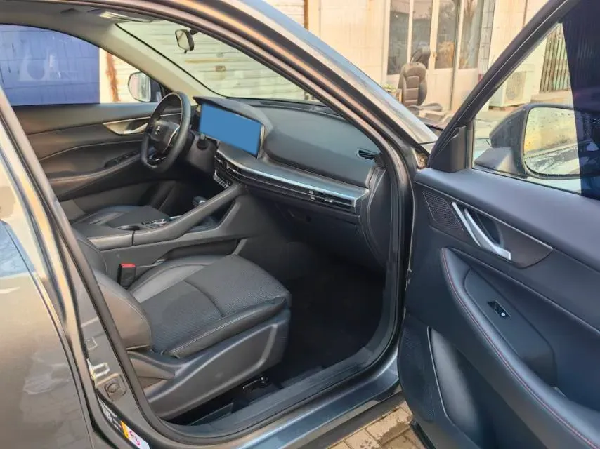 2023 ChangAn CS35 Plus 1.4T 160HP L4 7DCT,autocango,china used car exporter,china ev exporter,chinese used car exporter,chinese used ev exporter