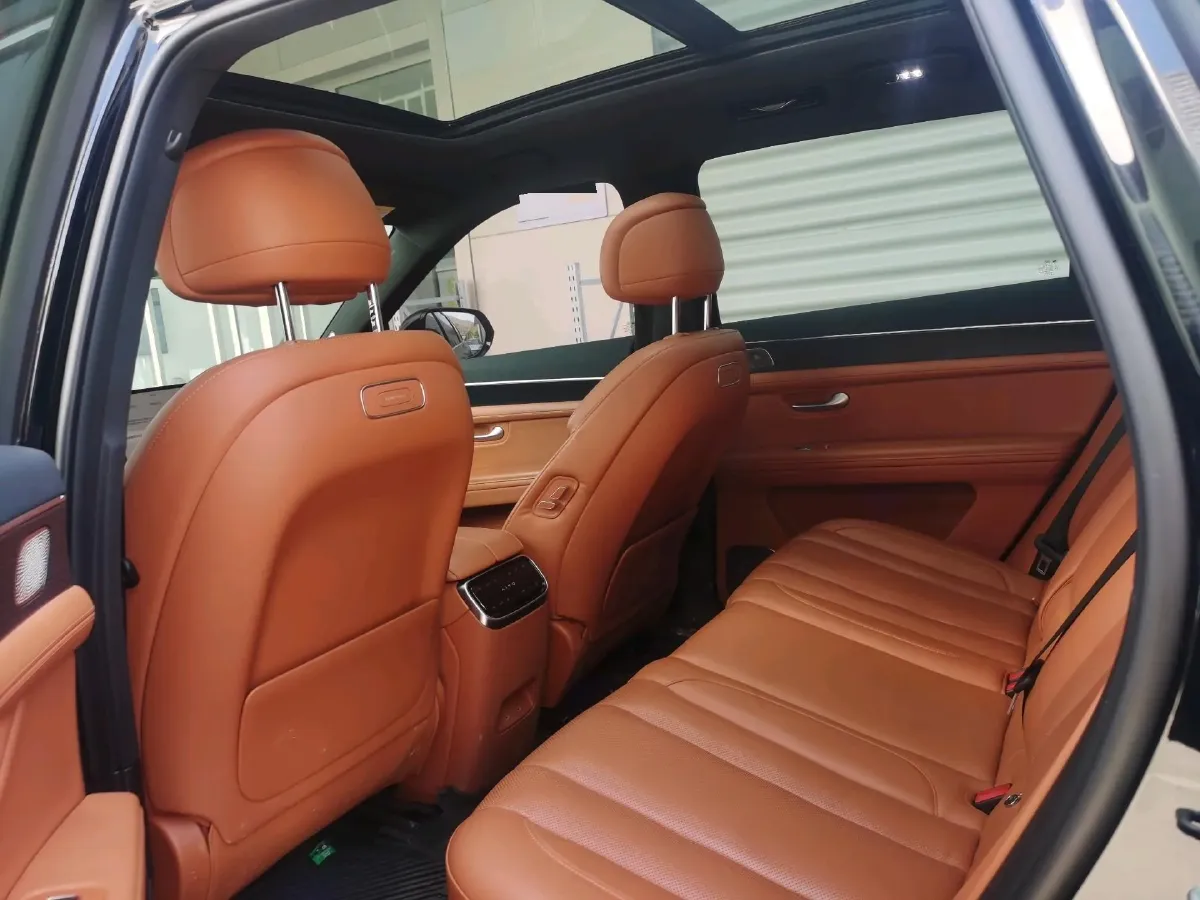 2024 AITO AITO M7 1.5T 152HP L4 REEV 38.5KWH,autocango,china used car exporter,china ev exporter,chinese used car exporter,chinese used ev exporter