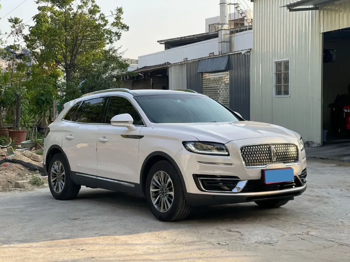 2019 Lincoln Nautilus 2.0T 224HP L4 8AT,autocango,china used car exporter,china ev exporter,chinese used car exporter,chinese used ev exporter