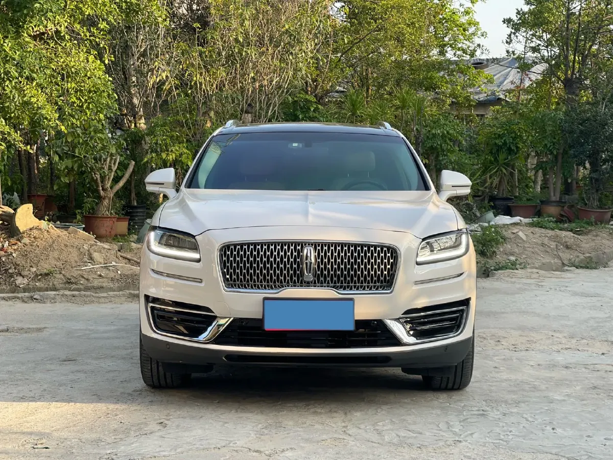 2019 Lincoln Nautilus 2.0T 224HP L4 8AT,autocango,china used car exporter,china ev exporter,chinese used car exporter,chinese used ev exporter