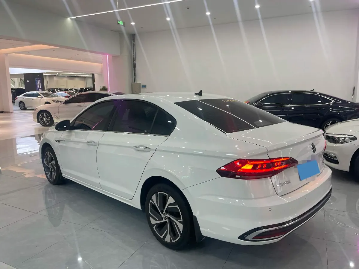 2023 Volkswagen Bora 1.5T 160HP L4 7DCT,autocango,china used car exporter,china ev exporter,chinese used car exporter,chinese used ev exporter
