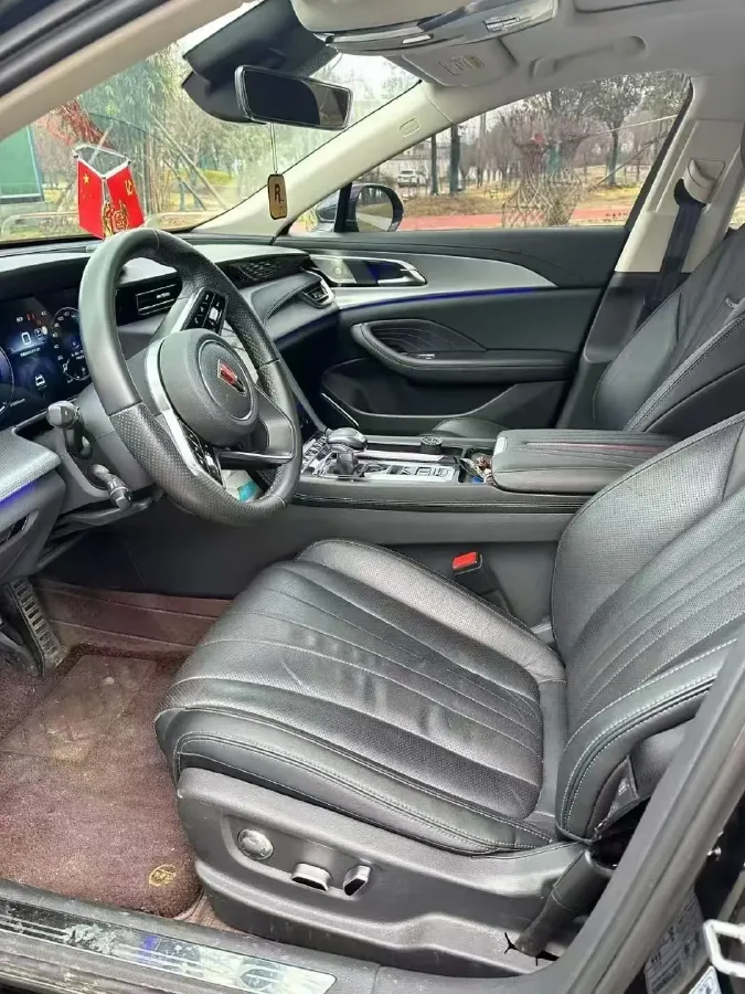 2023 HongQi H5 2.0T 224HP L4 8AT,autocango,china used car exporter,china ev exporter,chinese used car exporter,chinese used ev exporter