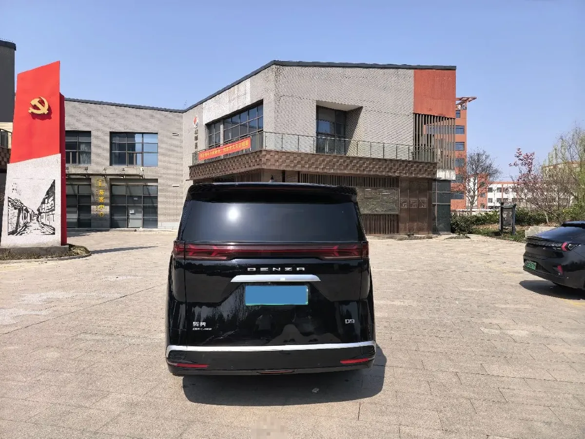 2022 Mercedes-Benz GLC Class 2.0T 197HP L4 9AT,autocango,china used car exporter,china ev exporter,chinese used car exporter,chinese used ev exporter