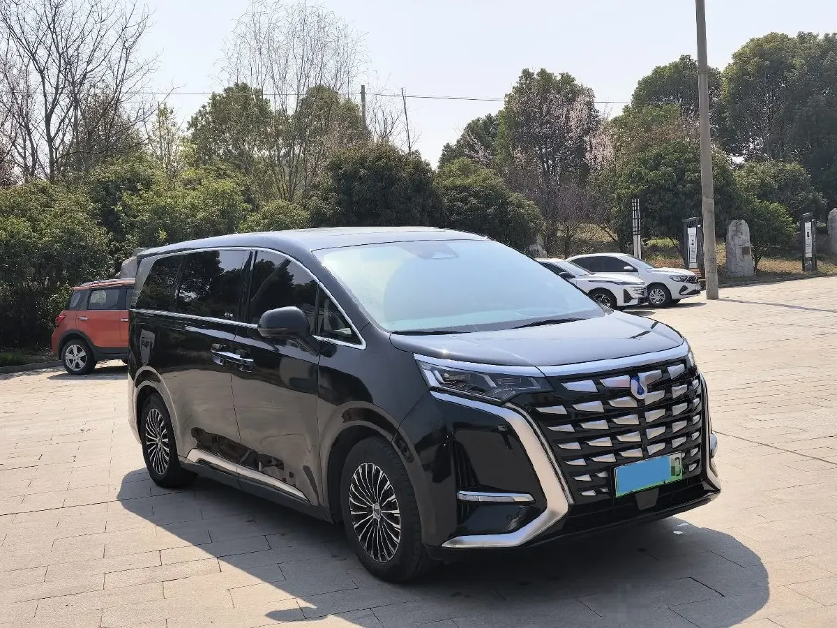 2022 Mercedes-Benz GLC Class 2.0T 197HP L4 9AT,autocango,china used car exporter,china ev exporter,chinese used car exporter,chinese used ev exporter