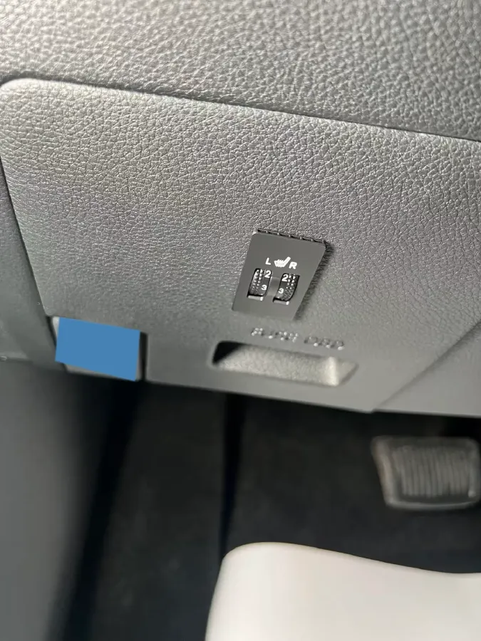 2021 Kia KX1 1.4L 100HP L4 6AT,autocango,china used car exporter,china ev exporter,chinese used car exporter,chinese used ev exporter