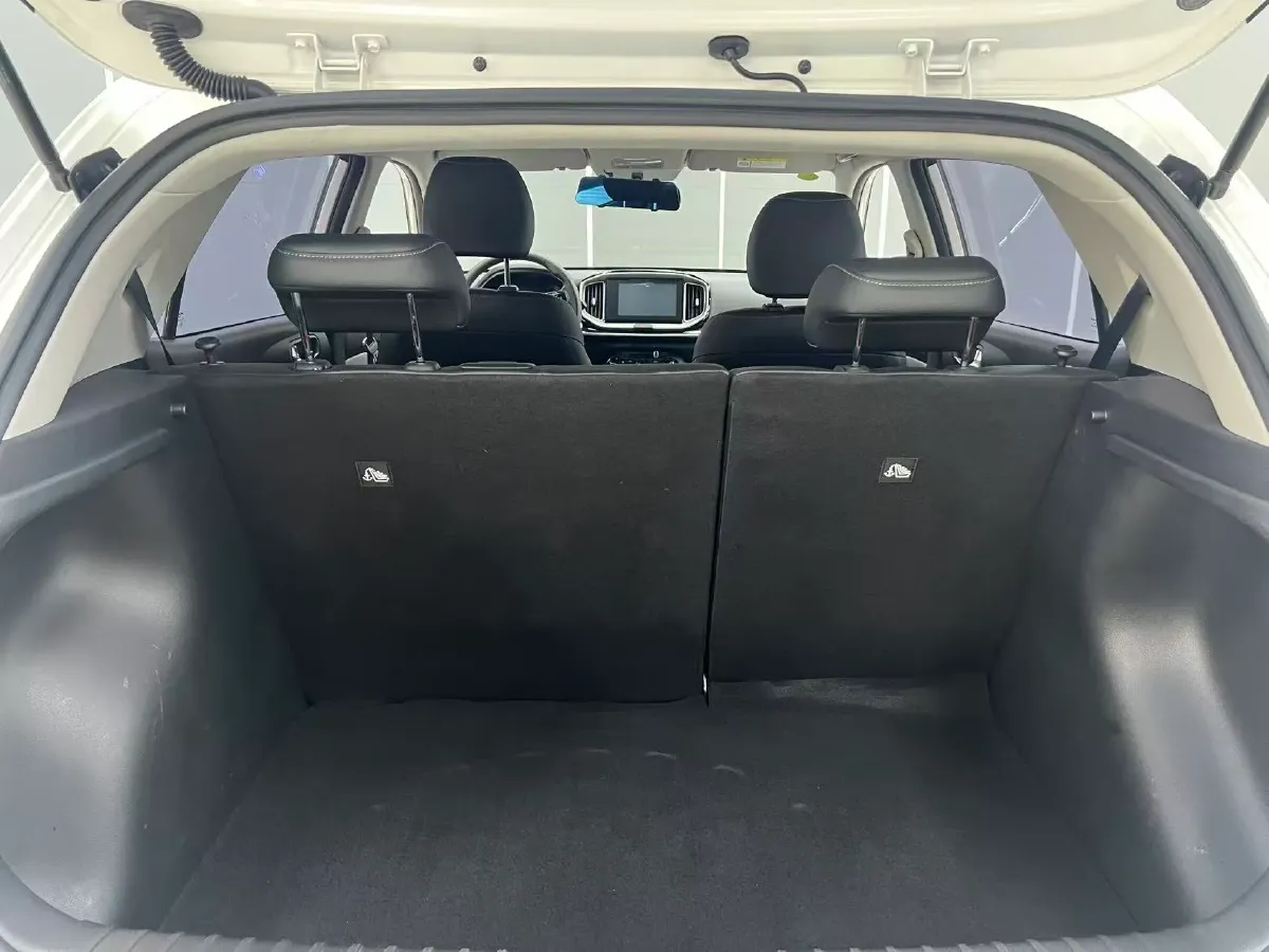 2021 Kia KX1 1.4L 100HP L4 6AT,autocango,china used car exporter,china ev exporter,chinese used car exporter,chinese used ev exporter