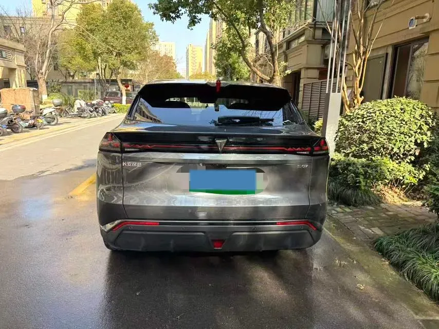 2025 Deepal S07 BEV 68.82KWH,autocango,china used car exporter,china ev exporter,chinese used car exporter,chinese used ev exporter