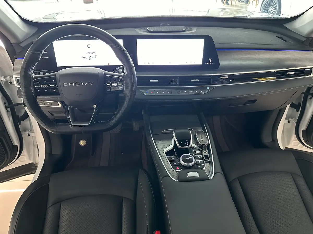 2024 Chery Tiggo 8 PRO 1.6T 197HP L4 7DCT,autocango,china used car exporter,china ev exporter,chinese used car exporter,chinese used ev exporter