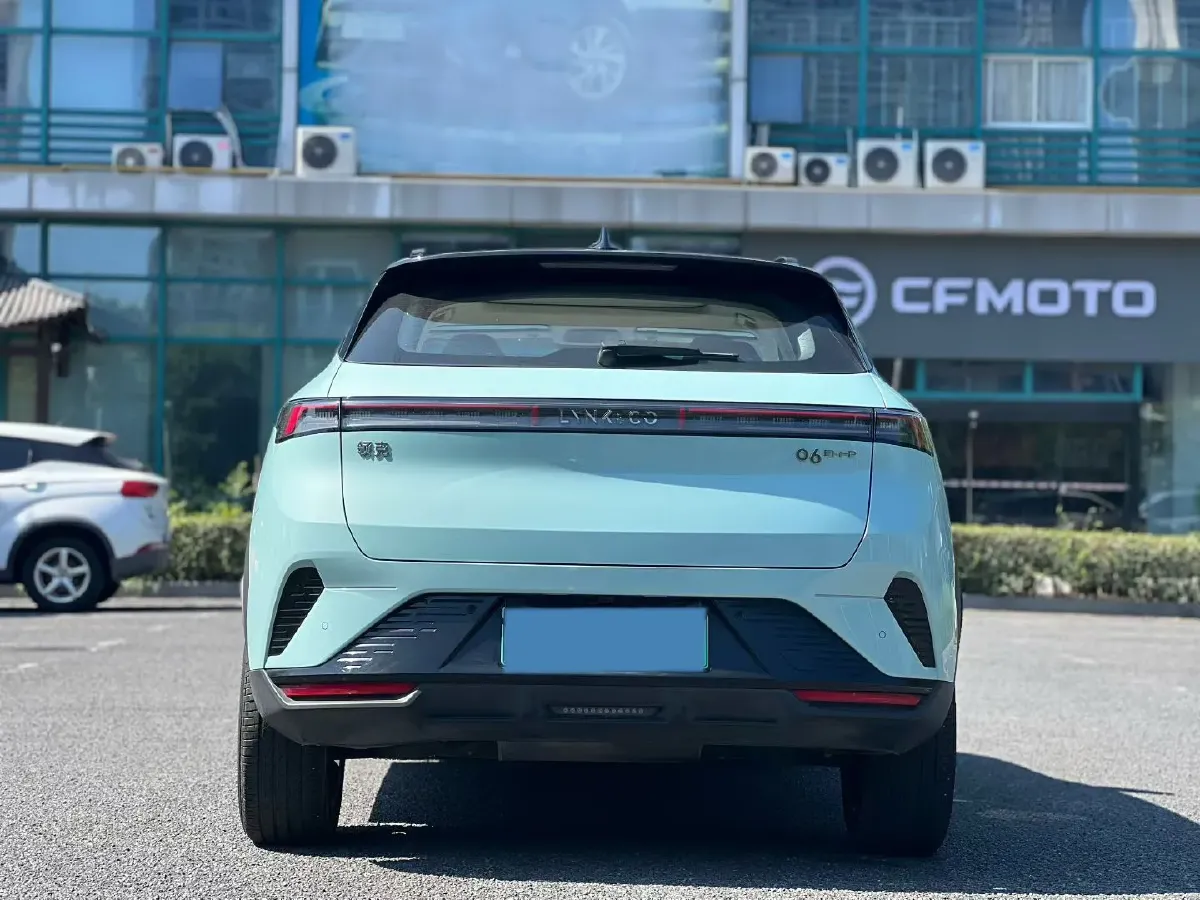 2023 LYNK&CO 06 EM-P 1.5L 120HP L4 3DHT PHEV 19.09KWH,autocango,china used car exporter,china ev exporter,chinese used car exporter,chinese used ev exporter