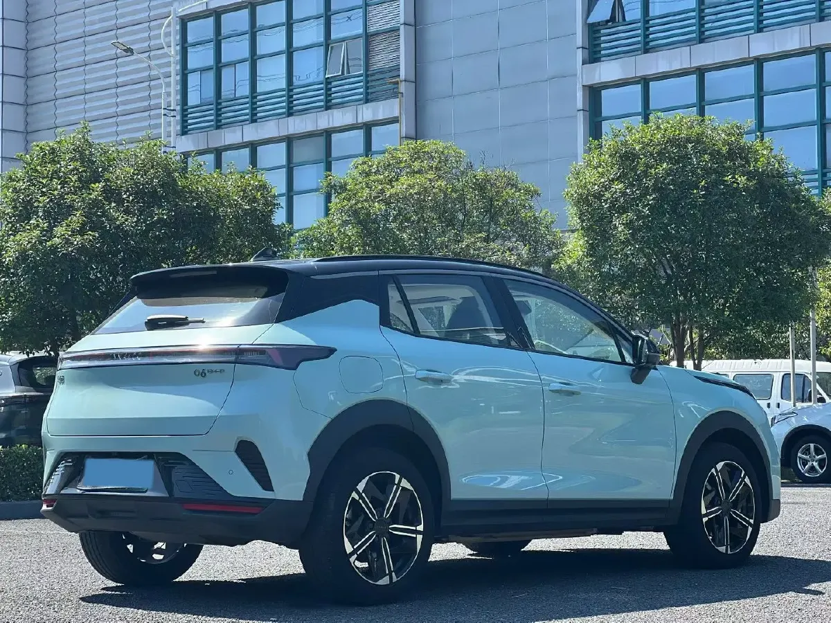 2023 LYNK&CO 06 EM-P 1.5L 120HP L4 3DHT PHEV 19.09KWH,autocango,china used car exporter,china ev exporter,chinese used car exporter,chinese used ev exporter