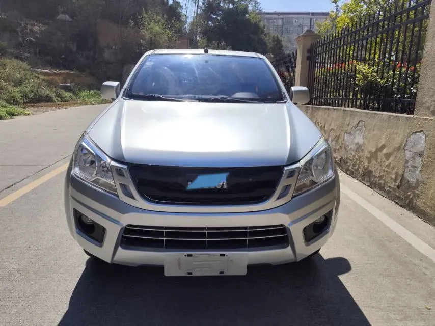 2018 Isuzu Taga 3.0T 131HP L4 5MT,autocango,china used car exporter,china ev exporter,chinese used car exporter,chinese used ev exporter