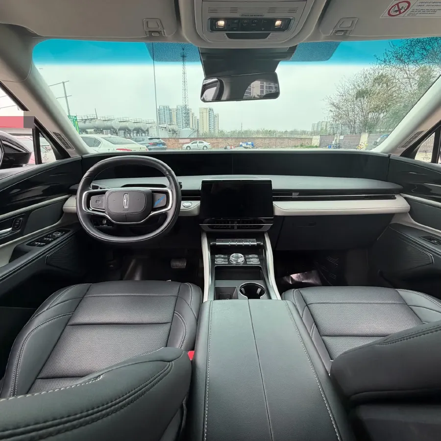 2025 Lincoln Nautilus 2.0T 261HP L4 8AT,autocango,china used car exporter,china ev exporter,chinese used car exporter,chinese used ev exporter