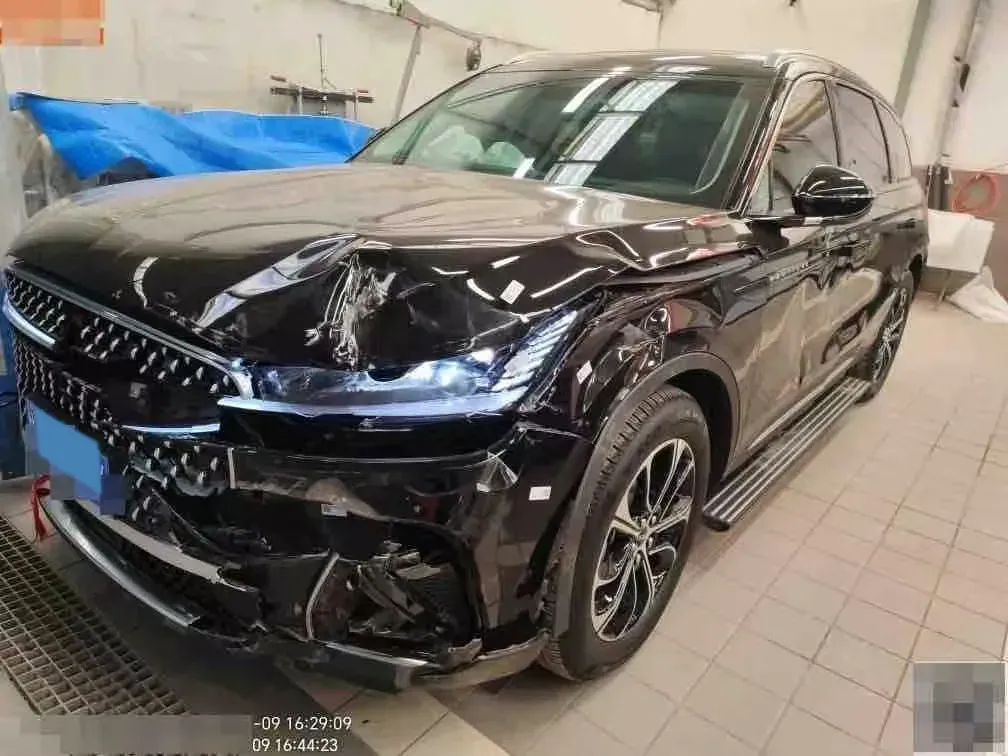 2025 Lincoln Nautilus 2.0T 261HP L4 8AT,autocango,china used car exporter,china ev exporter,chinese used car exporter,chinese used ev exporter