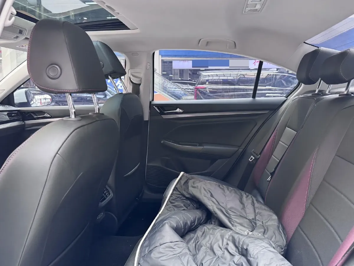 2021 Volkswagen Bora 1.5L 113HP L4 6AT,autocango,china used car exporter,china ev exporter,chinese used car exporter,chinese used ev exporter