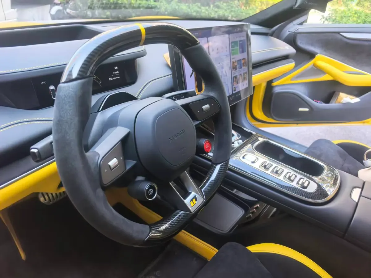 2025 MI SU7 Ultra BEV 93.7KWH,autocango,china used car exporter,china ev exporter,chinese used car exporter,chinese used ev exporter