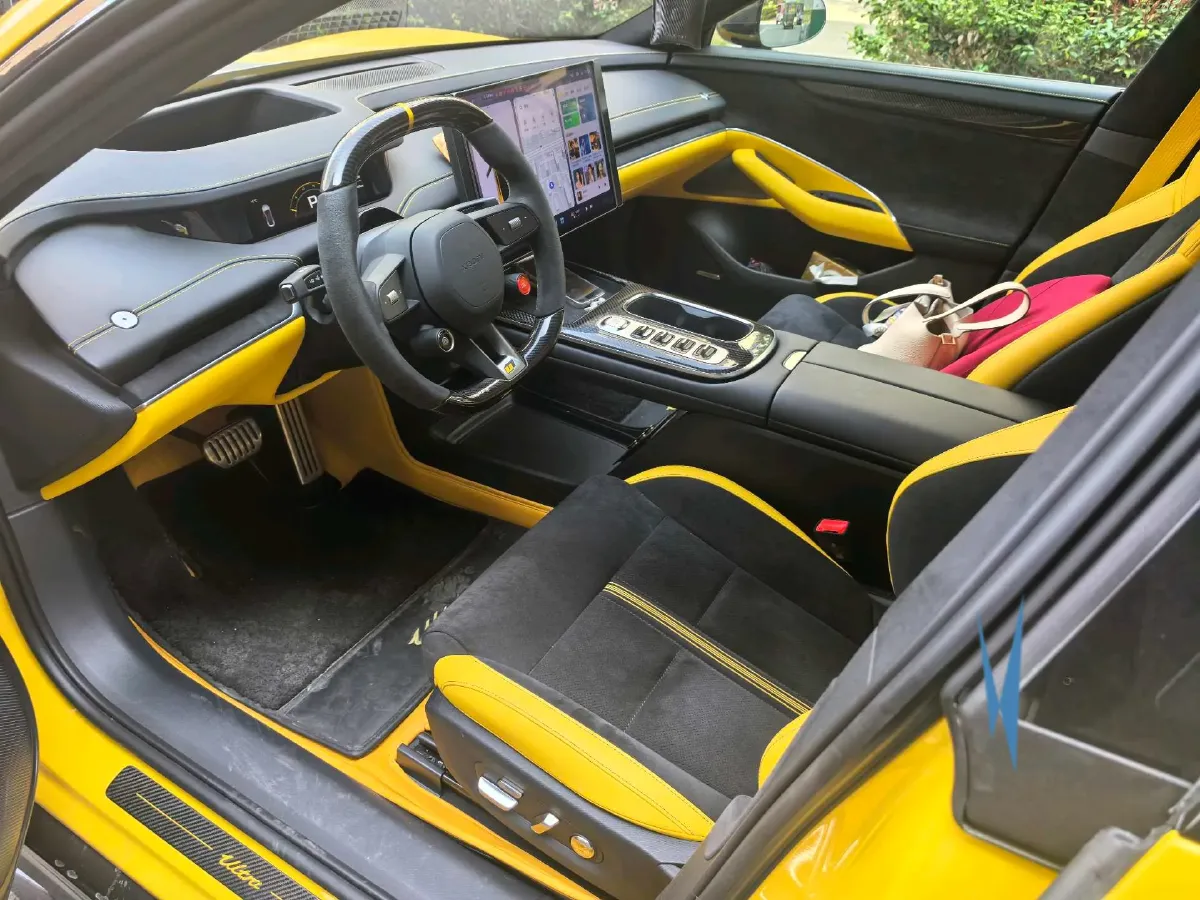 2025 MI SU7 Ultra BEV 93.7KWH,autocango,china used car exporter,china ev exporter,chinese used car exporter,chinese used ev exporter