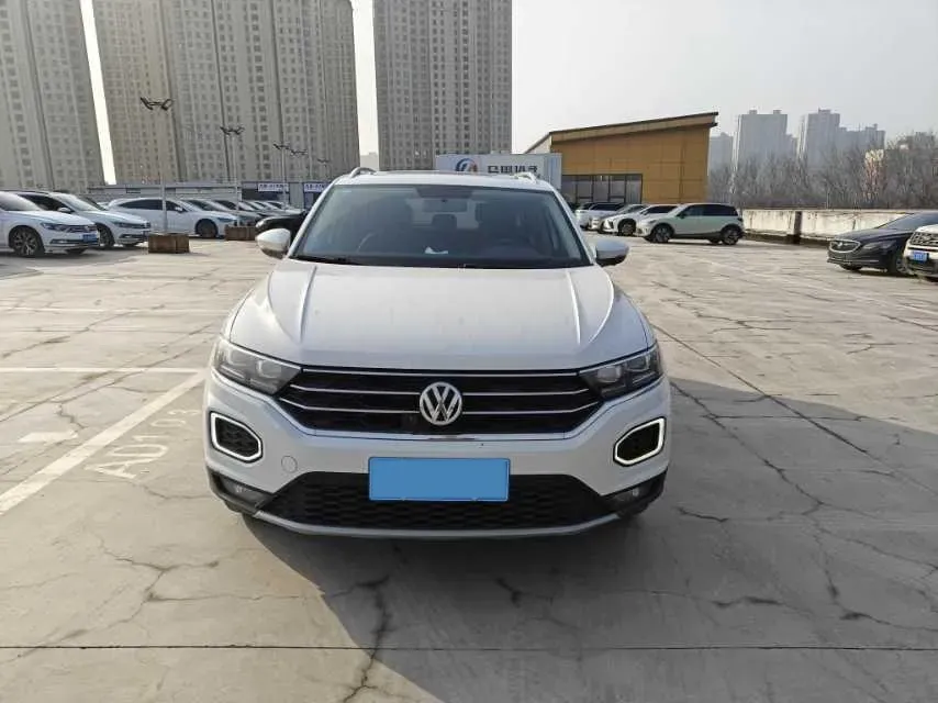 2020 Volkswagen T-Roc 1.4T 131HP L4 7DCT,autocango,china used car exporter,china ev exporter,chinese used car exporter,chinese used ev exporter