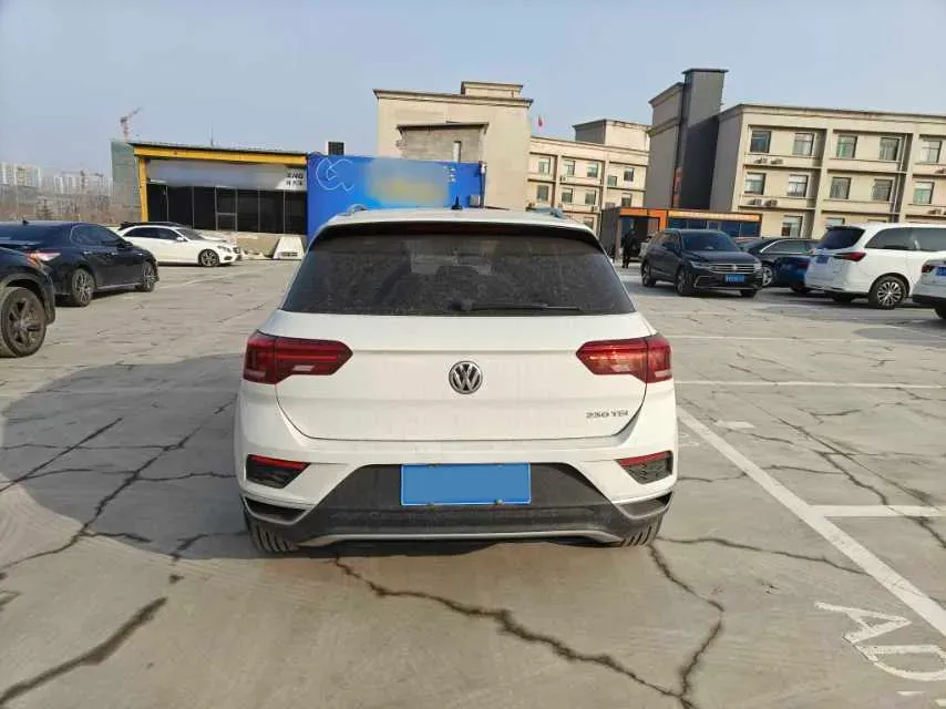 2020 Volkswagen T-Roc 1.4T 131HP L4 7DCT,autocango,china used car exporter,china ev exporter,chinese used car exporter,chinese used ev exporter