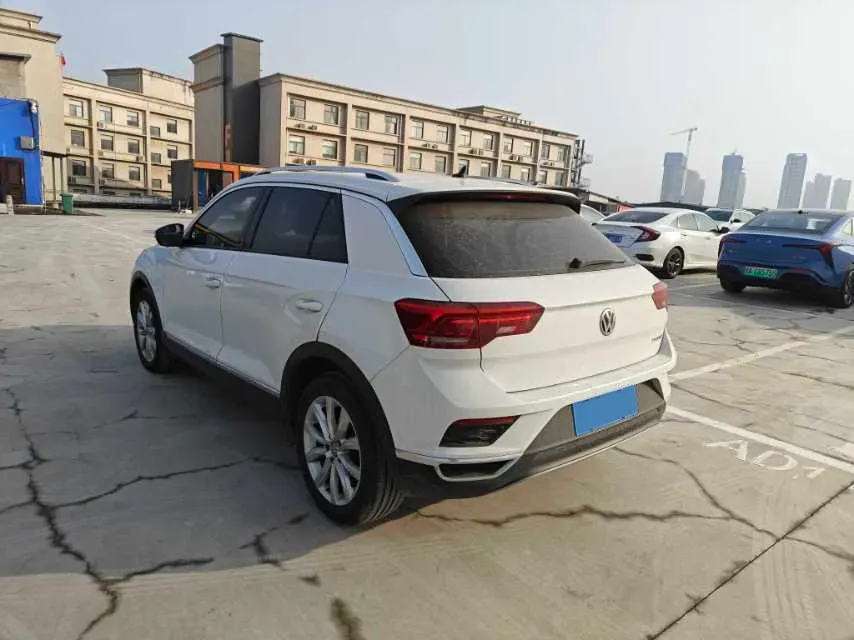 2020 Volkswagen T-Roc 1.4T 131HP L4 7DCT,autocango,china used car exporter,china ev exporter,chinese used car exporter,chinese used ev exporter