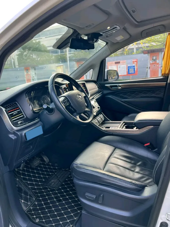 2021 GAC Trumpchi M8 2.0T 252HP L4 8AT,autocango,china used car exporter,china ev exporter,chinese used car exporter,chinese used ev exporter