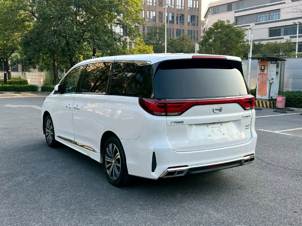 2021 GAC Trumpchi M8 2.0T 252HP L4 8AT,autocango,china used car exporter,china ev exporter,chinese used car exporter,chinese used ev exporter