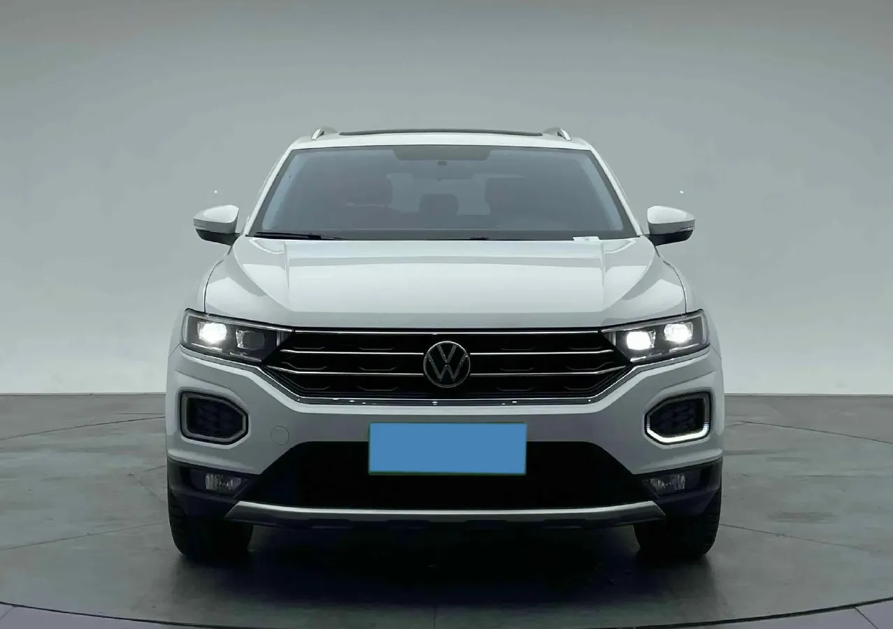 2022 Volkswagen T-Roc 1.4T 150HP L4 7DCT,autocango,china used car exporter,china ev exporter,chinese used car exporter,chinese used ev exporter