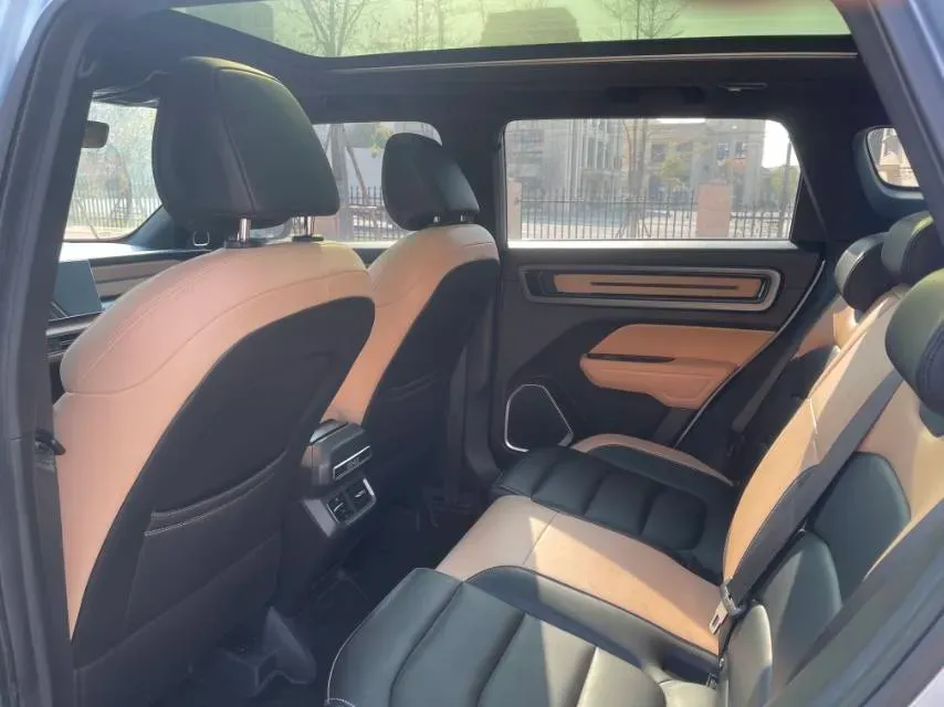 2023 Geely ICON 1.5T 181HP L4 7DCT,autocango,china used car exporter,china ev exporter,chinese used car exporter,chinese used ev exporter