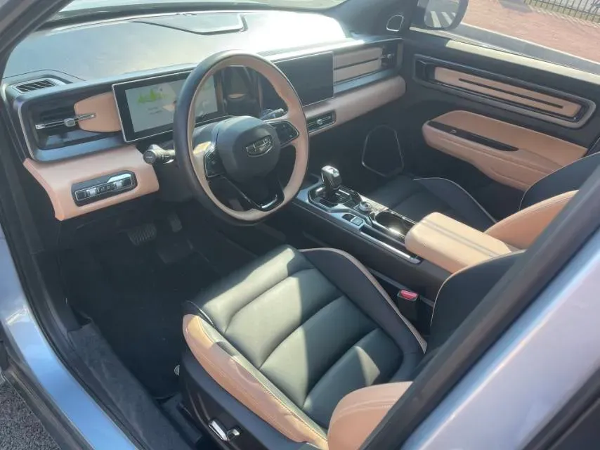 2023 Geely ICON 1.5T 181HP L4 7DCT,autocango,china used car exporter,china ev exporter,chinese used car exporter,chinese used ev exporter