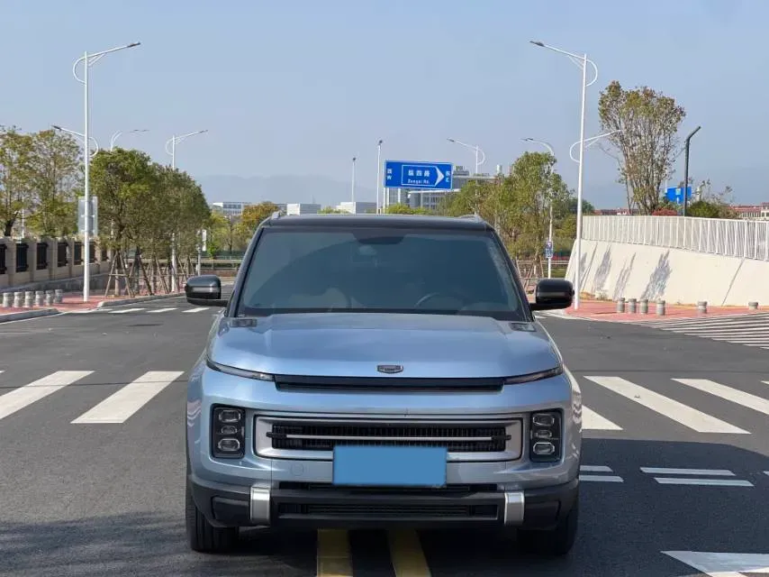 2023 Geely ICON 1.5T 181HP L4 7DCT,autocango,china used car exporter,china ev exporter,chinese used car exporter,chinese used ev exporter