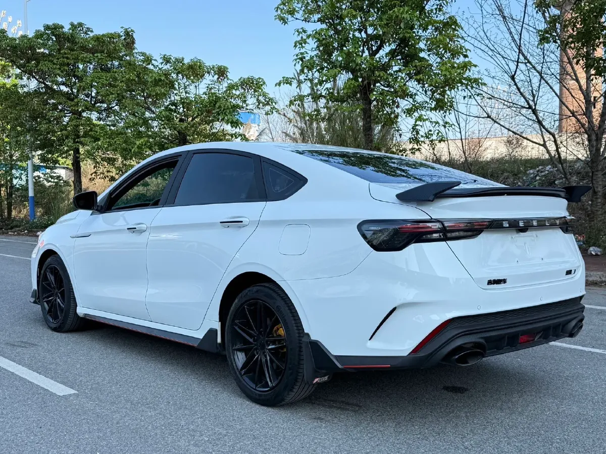 2022 Geely Binray 1.5T 181HP L4 7DCT,autocango,china used car exporter,china ev exporter,chinese used car exporter,chinese used ev exporter