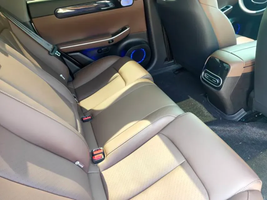 2023 Leapmotor C01 BEV 62.8KWH,autocango,china used car exporter,china ev exporter,chinese used car exporter,chinese used ev exporter