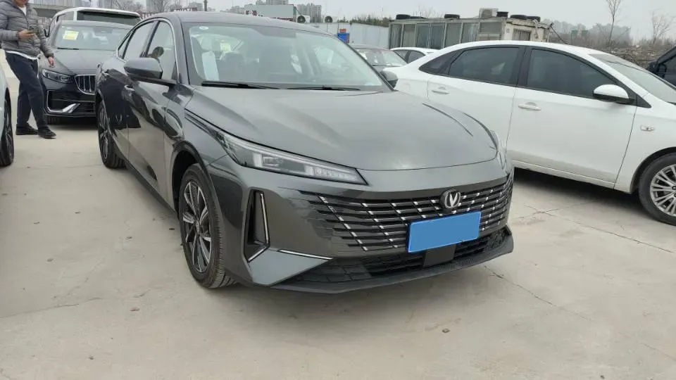 2025 ChangAn Eado 1.5T 192HP L4 7DCT,autocango,china used car exporter,china ev exporter,chinese used car exporter,chinese used ev exporter