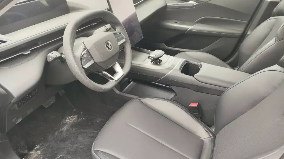 2025 ChangAn Eado 1.5T 192HP L4 7DCT,autocango,china used car exporter,china ev exporter,chinese used car exporter,chinese used ev exporter