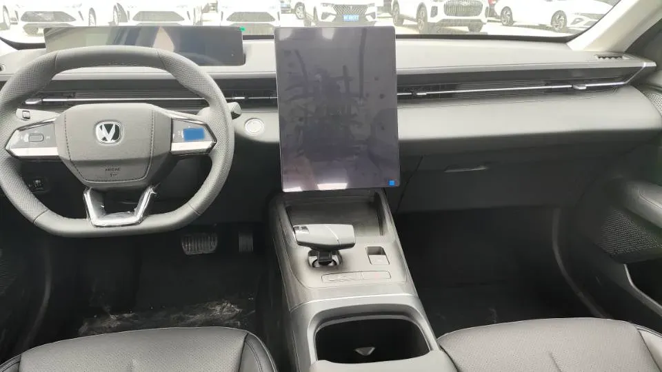 2025 ChangAn Eado 1.5T 192HP L4 7DCT,autocango,china used car exporter,china ev exporter,chinese used car exporter,chinese used ev exporter