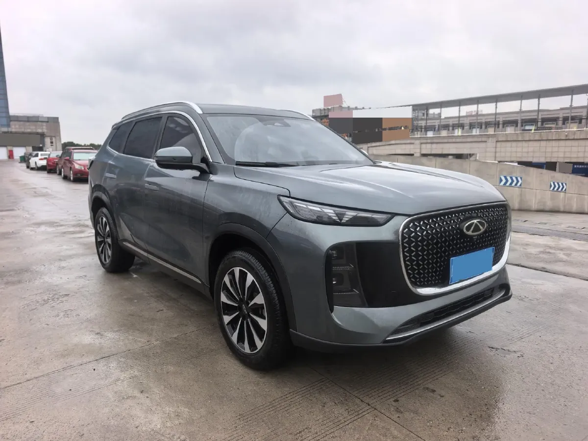 2025 Chery Tiggo 8 Plus 1.6T 197HP L4 7DCT,autocango,china used car exporter,china ev exporter,chinese used car exporter,chinese used ev exporter