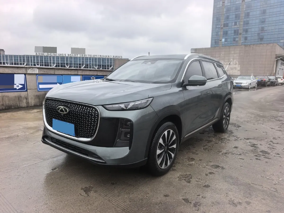 2025 Chery Tiggo 8 Plus 1.6T 197HP L4 7DCT,autocango,china used car exporter,china ev exporter,chinese used car exporter,chinese used ev exporter