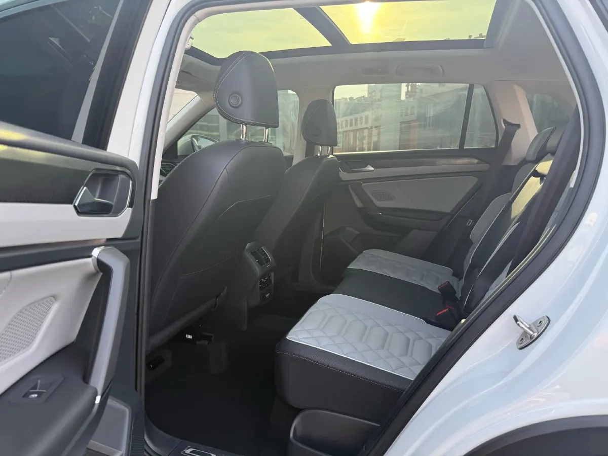 2023 Volkswagen Tayron 1.4T 150HP L4 7DCT,autocango,china used car exporter,china ev exporter,chinese used car exporter,chinese used ev exporter