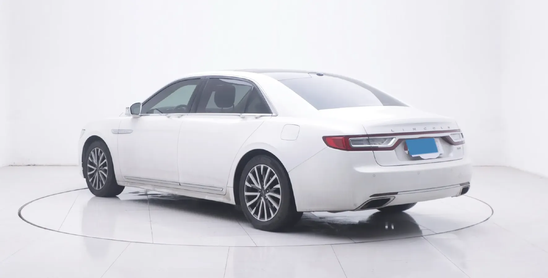 2017 Lincoln Continental 2.0T 261HP L4 6AT,autocango,china used car exporter,china ev exporter,chinese used car exporter,chinese used ev exporter